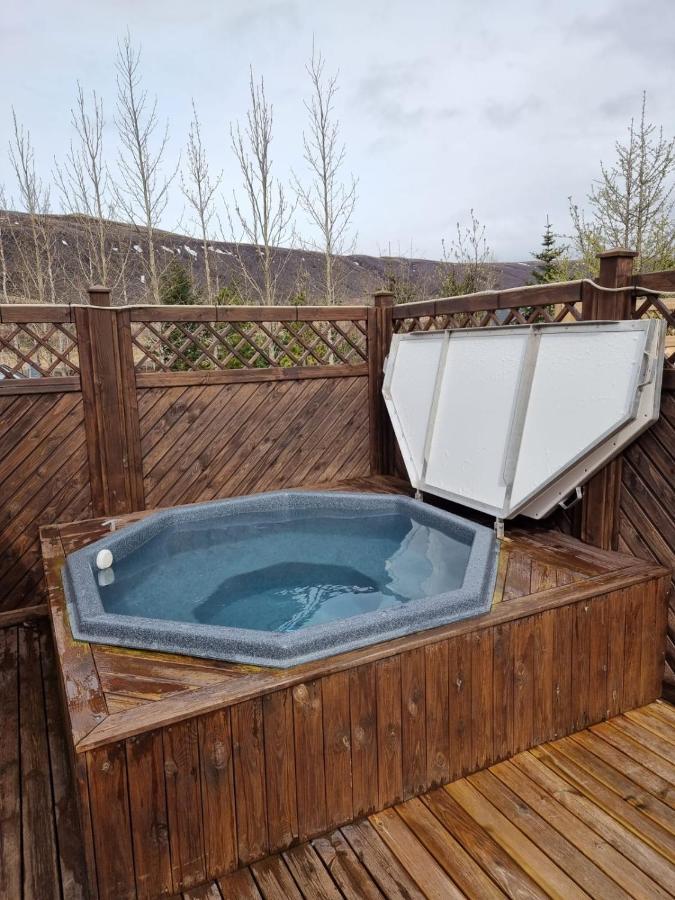 Golden Circle Cabin, Hot Tub Villa Гейсир Екстериор снимка