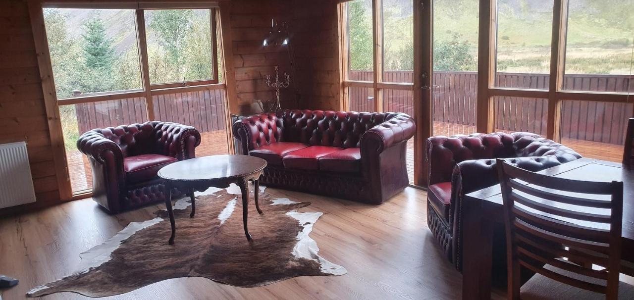 Golden Circle Cabin, Hot Tub Villa Гейсир Екстериор снимка